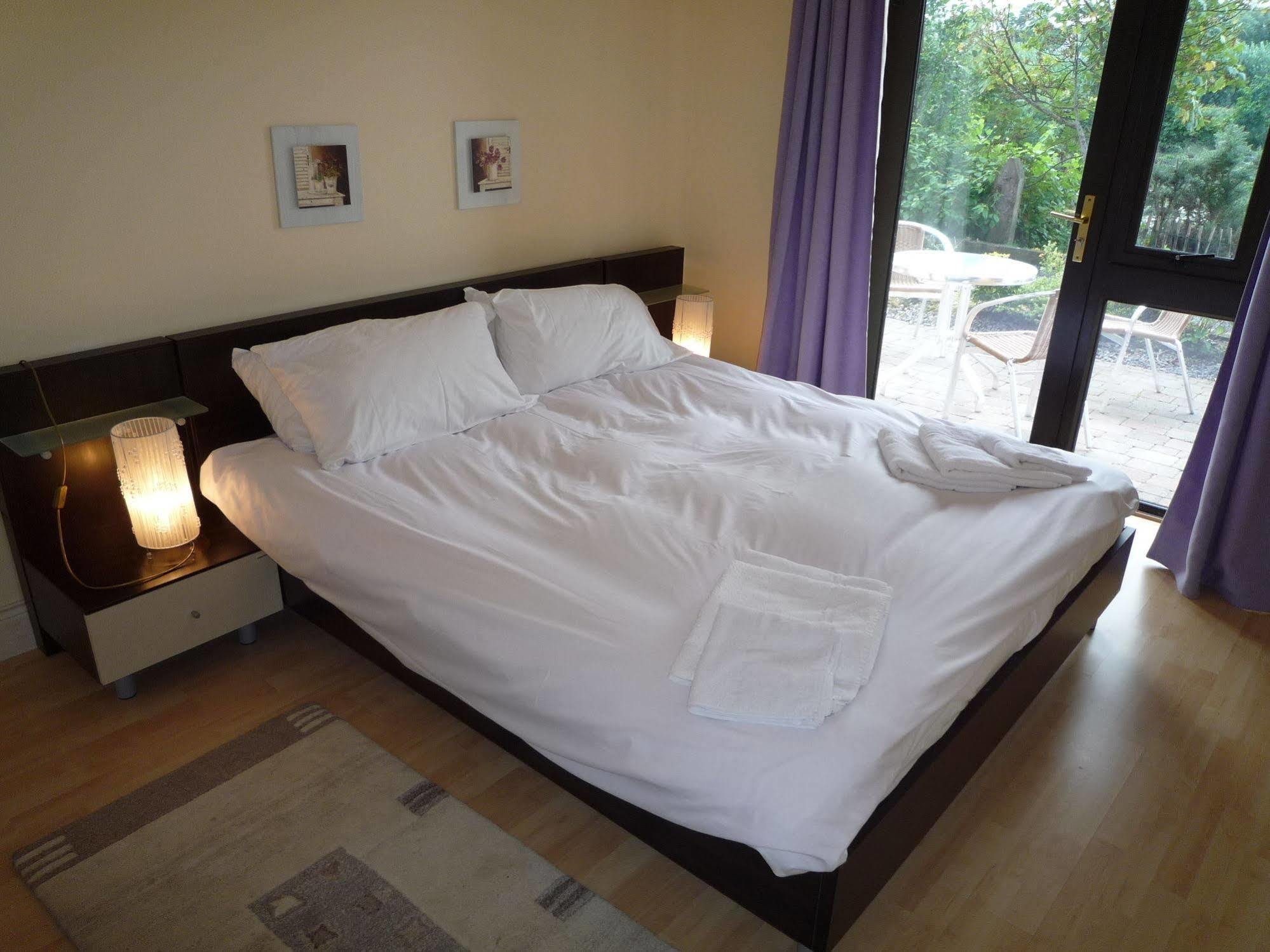 The Grove Lodge Guesthouse Killorglin Bagian luar foto