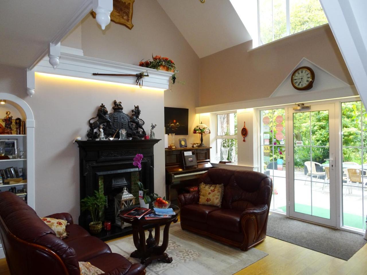 The Grove Lodge Guesthouse Killorglin Bagian luar foto